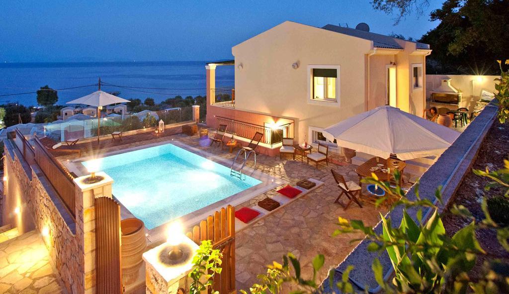Villa Artemis Barbati Quarto foto